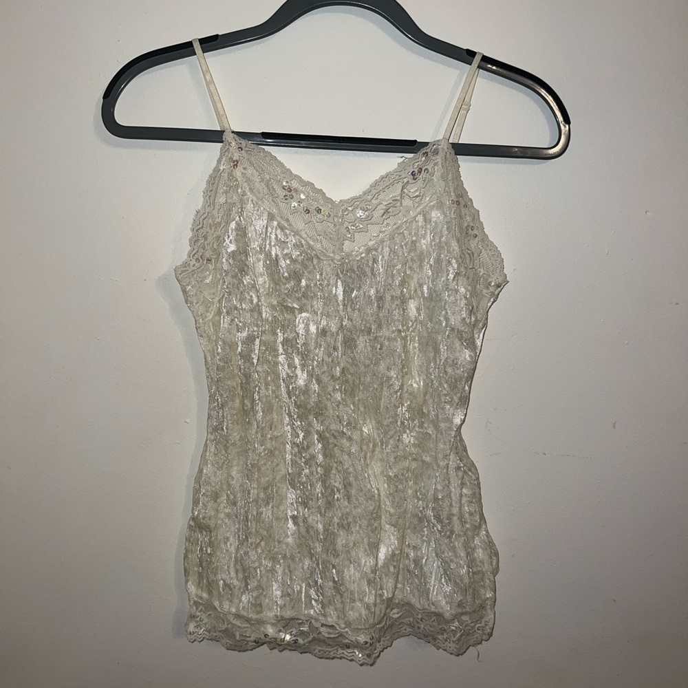 No Boundaries Camisole Junior’s Medium